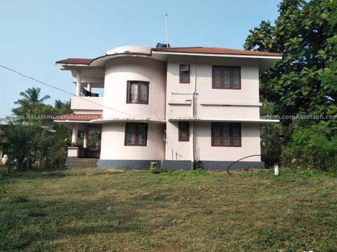 1000 sq ft home at 7 cent plot for sale